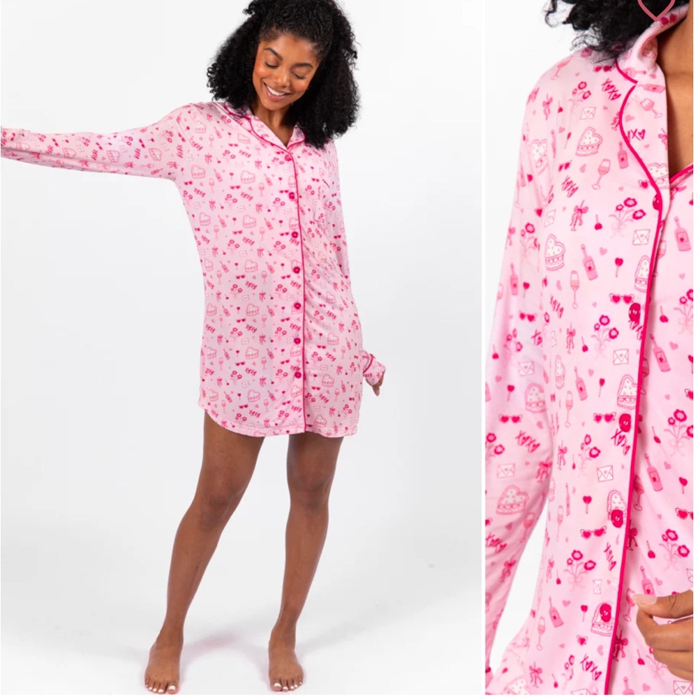 Pink❤️ Heart Print Pajamas Sleep Shirt NWOT❤️
(Sold Out On Pink Lily’s Site)